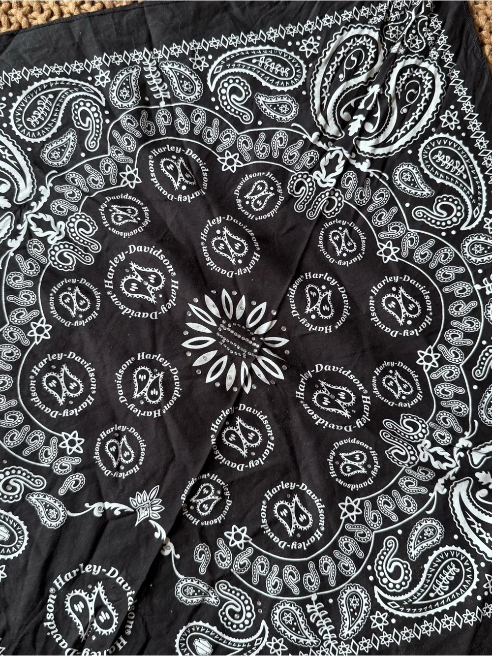 Harley-Davidson Rhinestone Paisley Bandana Scarf - Black & White Biker Y2K - Picture 3 of 9